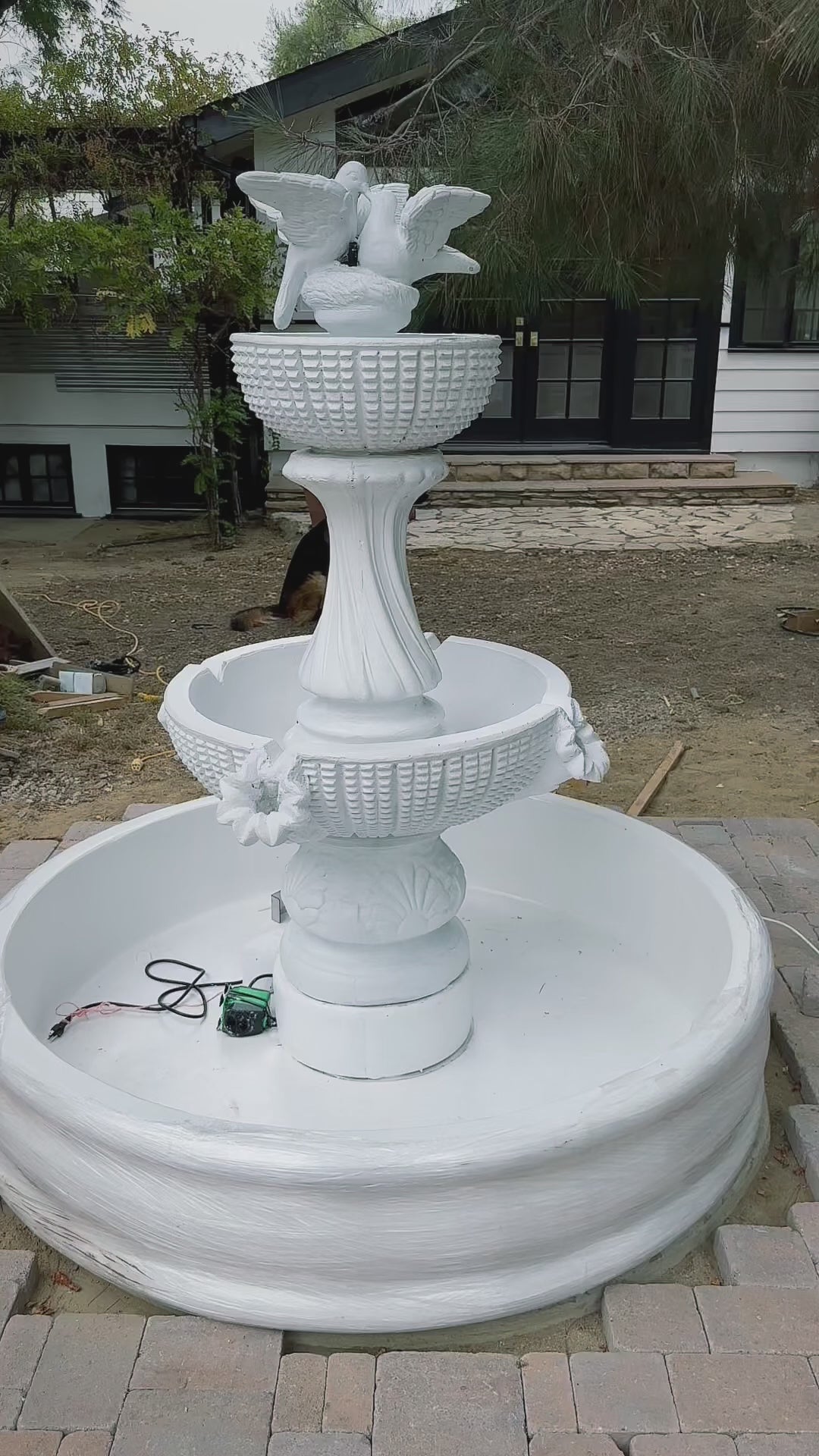 6-7 ft concrete Birds Fountain